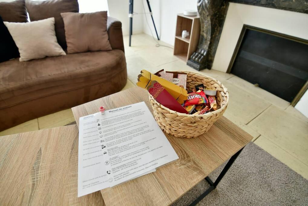 Grand Appartement De Haut Standing En Centre-Ville Montluçon Kültér fotó
