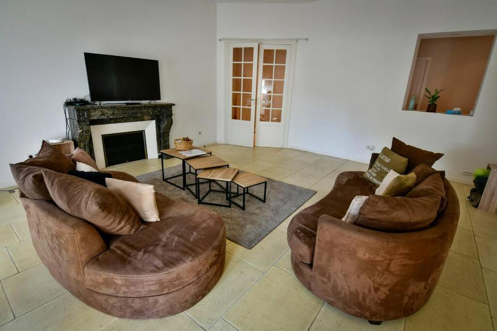Grand Appartement De Haut Standing En Centre-Ville Montluçon Kültér fotó